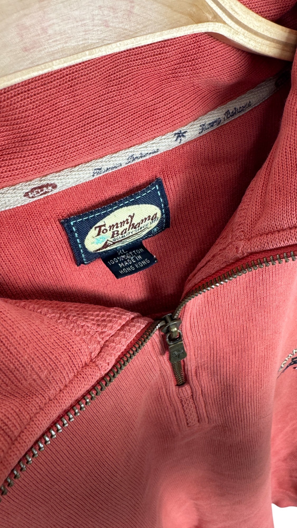 Tommy Bahama Vintage sweater (XL)